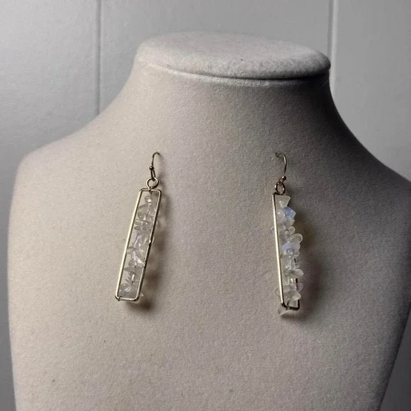 Gold Tone Rectangular Moonstone Chip Drop Dangle Earrings Boho Iridescent - Picture 3 of 8